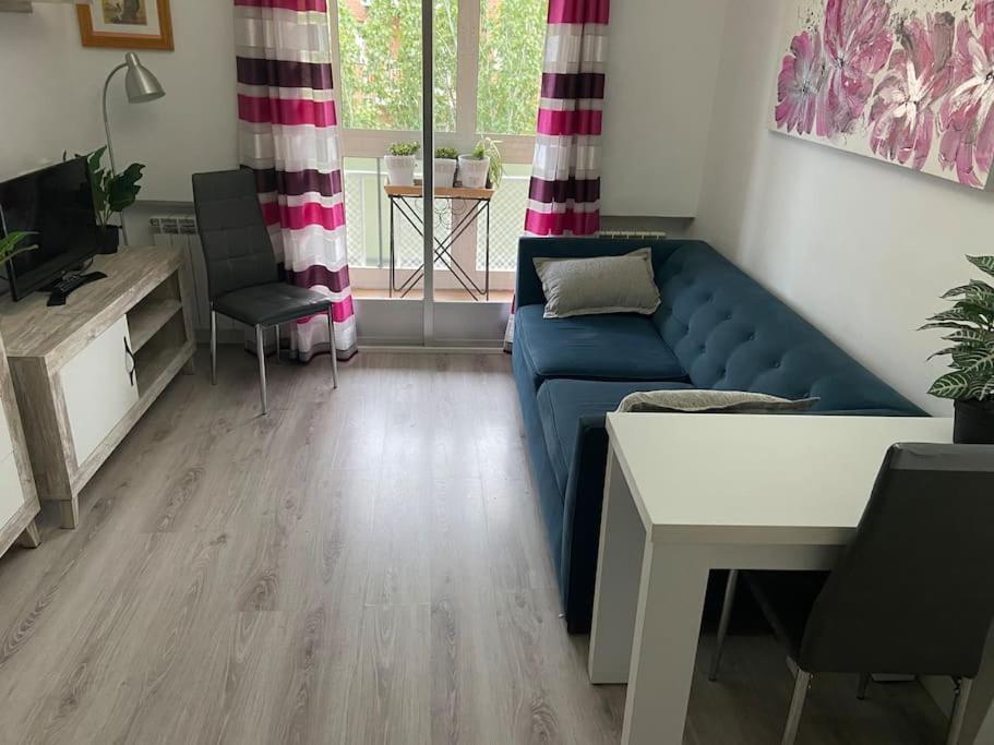 Ferienwohnung Apartamento Ciudad Lineal Reciente Reforma Madrid Exterior foto